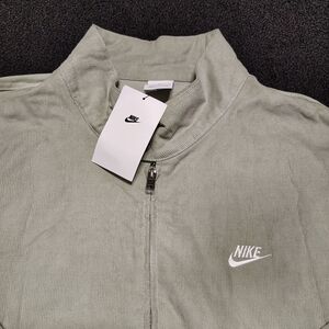 Nike Men's Gray Zip-Up Jacket